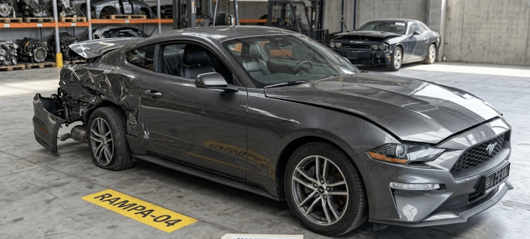 Ford Mustang VI 2.3 EcoBoost (2019) – Kompleksowy pojazd powypadkowy (Dawca części, przód i napęd nienaruszone)